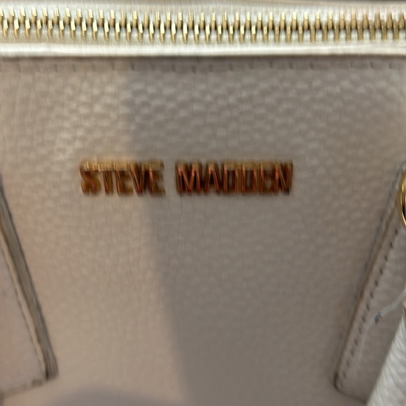 Steve Madden white purse, leather with long strap - Picture 3 of 12